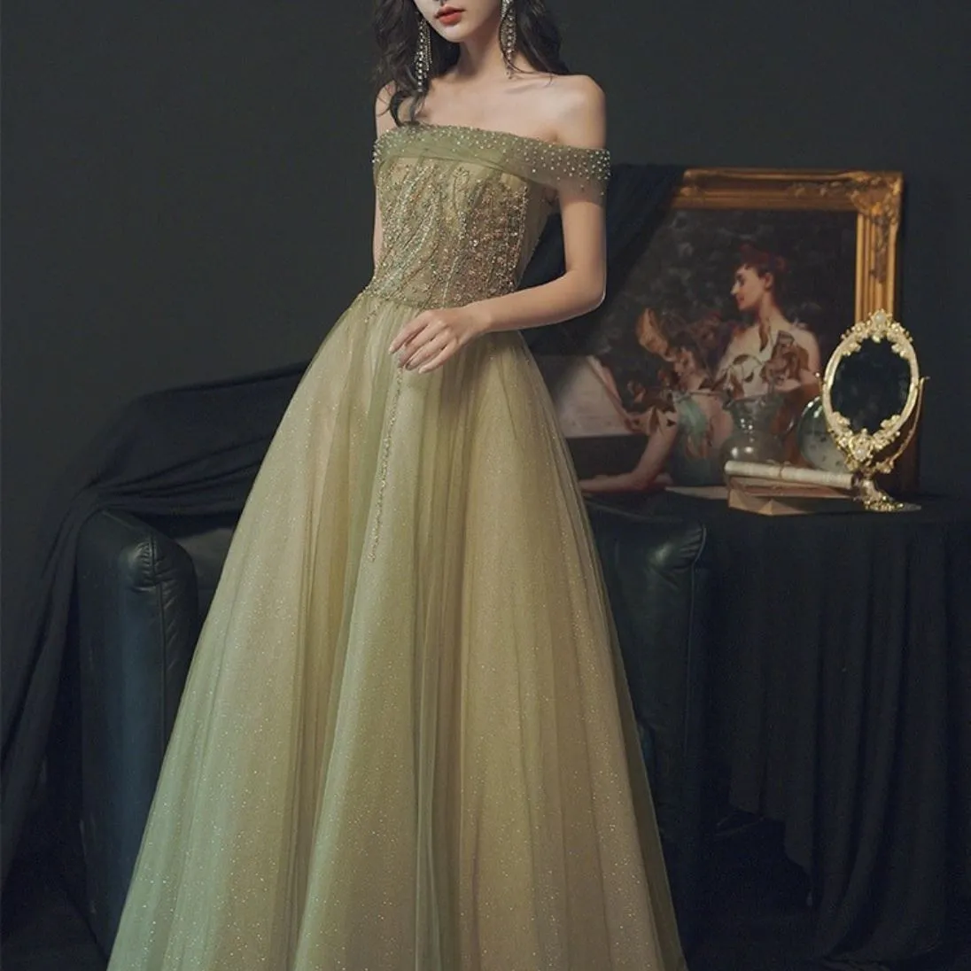 Elegant A-line Evening Dress