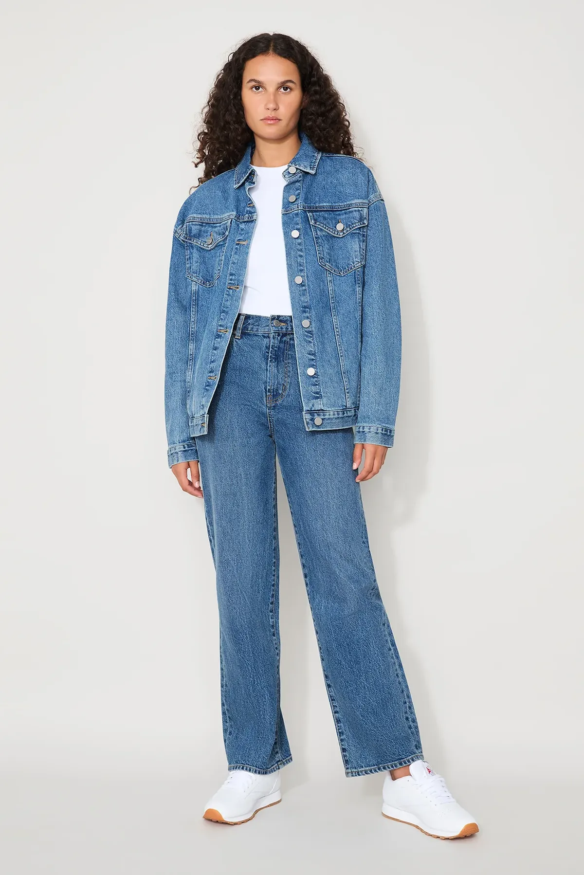 ESSENTIAL DENIM JACKET