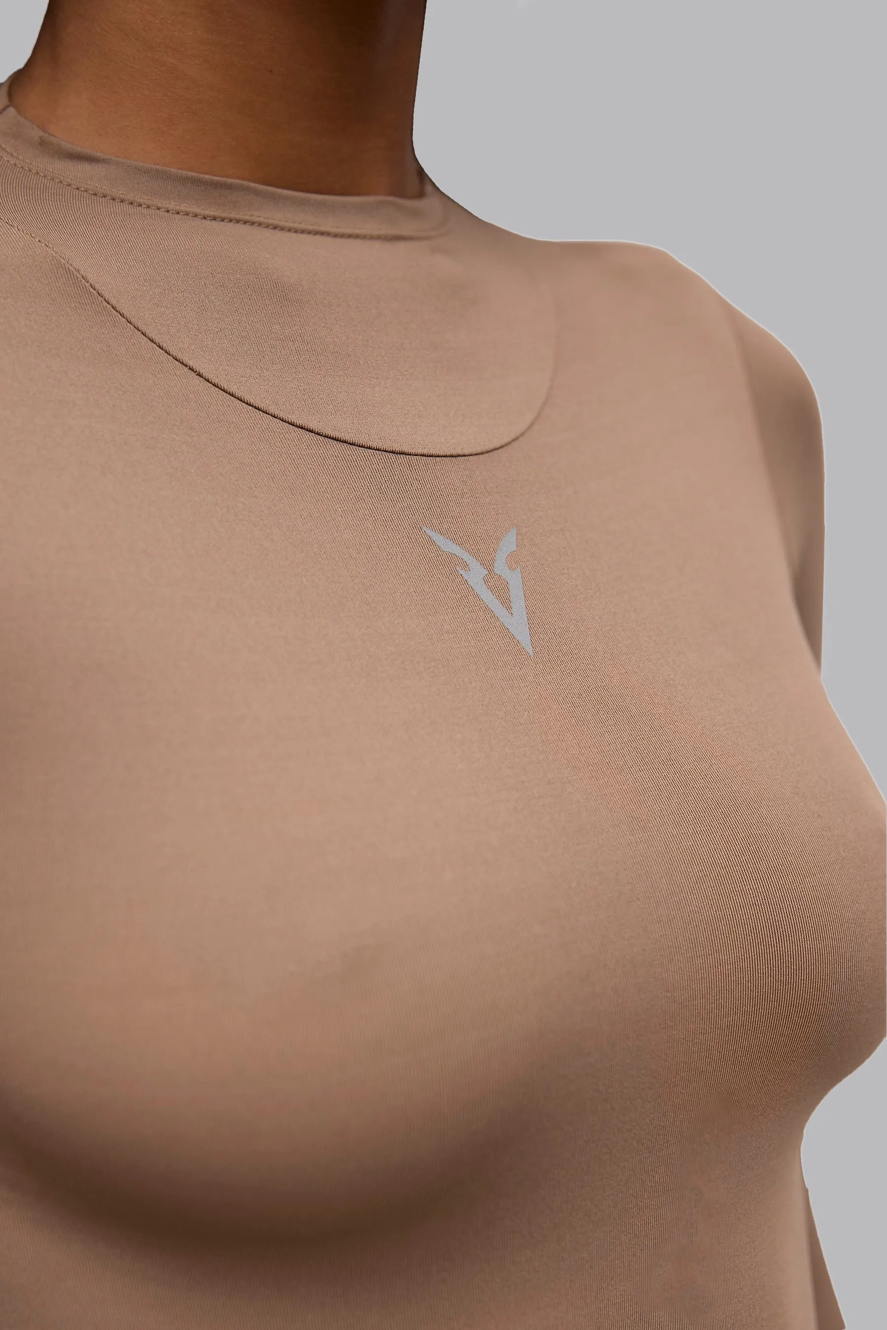 V_SKYN LONG SLEEVE T-SHIRT - Tan